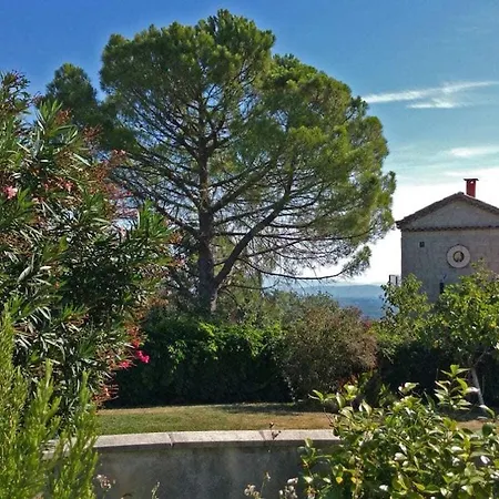 In Southern France La Bastide Saint-Julien-de-Peyrolas